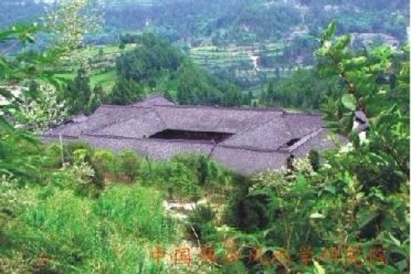 如何解读朱德坟墓的风水格局与安宁之道
