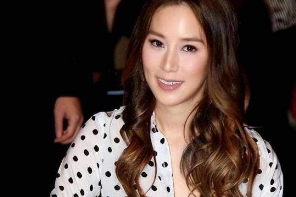 徐子淇八字解析：揭示她命运背后的玄机